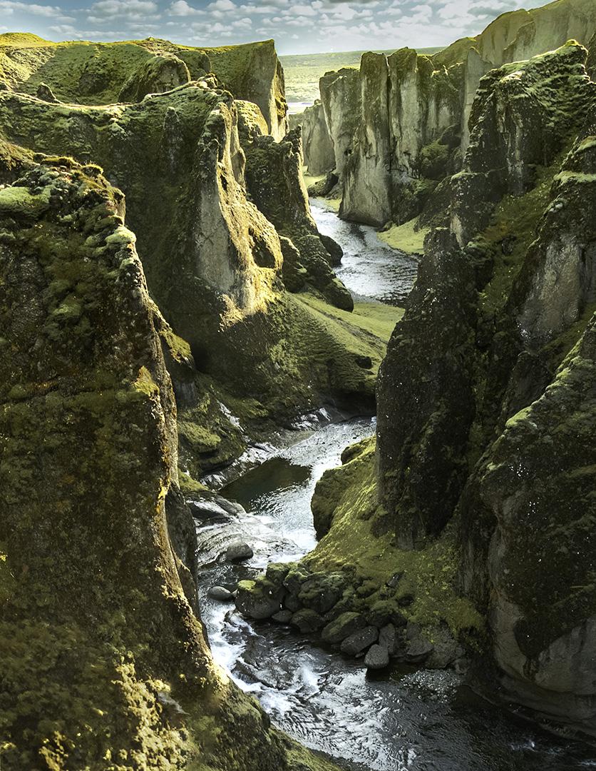 Competition entry: Fjadrargljufur Canyon